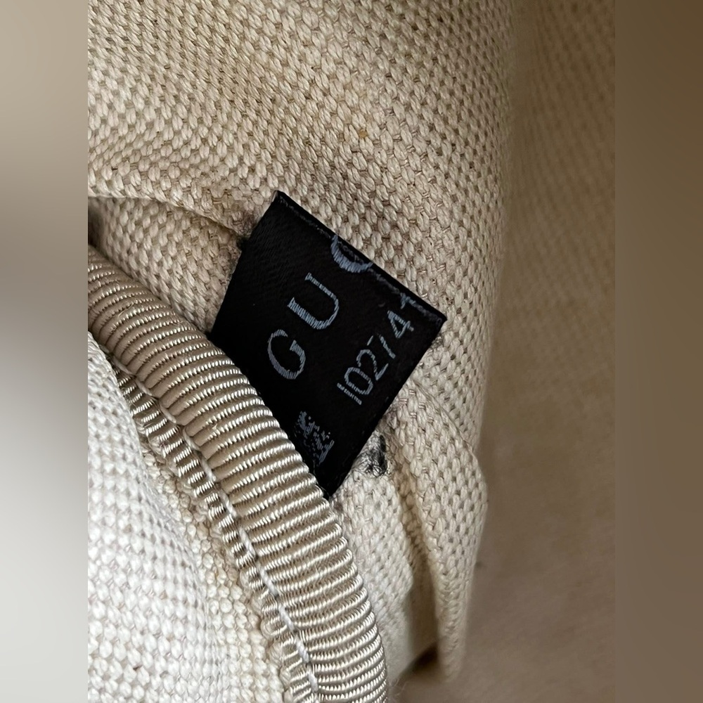 💰SOLD - Gucci Logo Print Leather Belt Bag - Picture 12 of 15